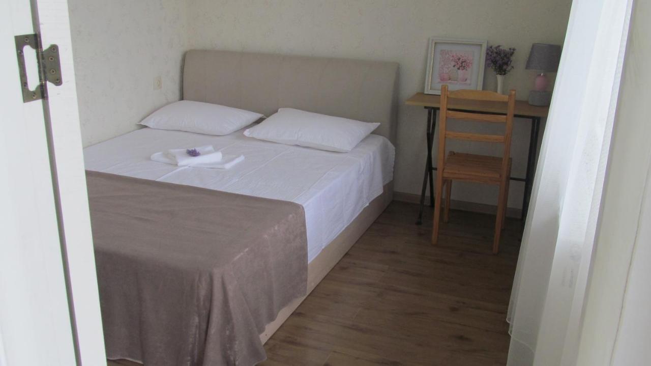 Hotel Classic Telavi Ngoại thất bức ảnh