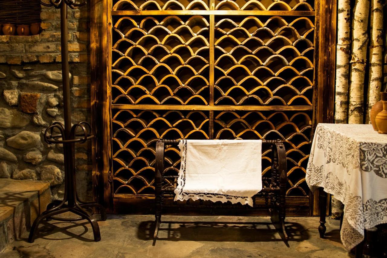 Hotel Classic Telavi Ngoại thất bức ảnh