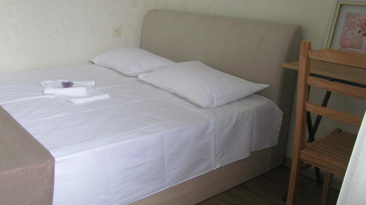 Hotel Classic Telavi Ngoại thất bức ảnh