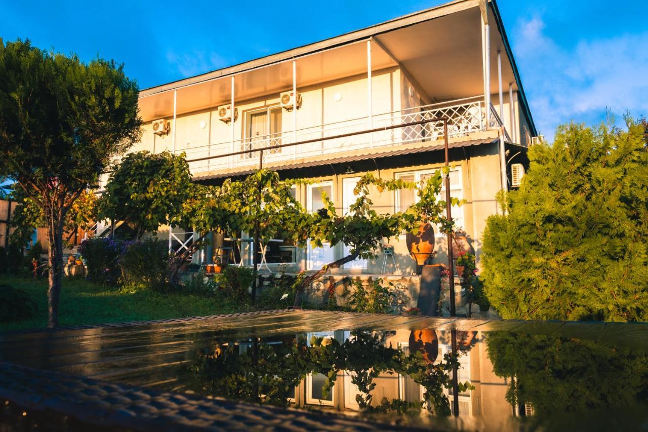 Hotel Classic Telavi Ngoại thất bức ảnh