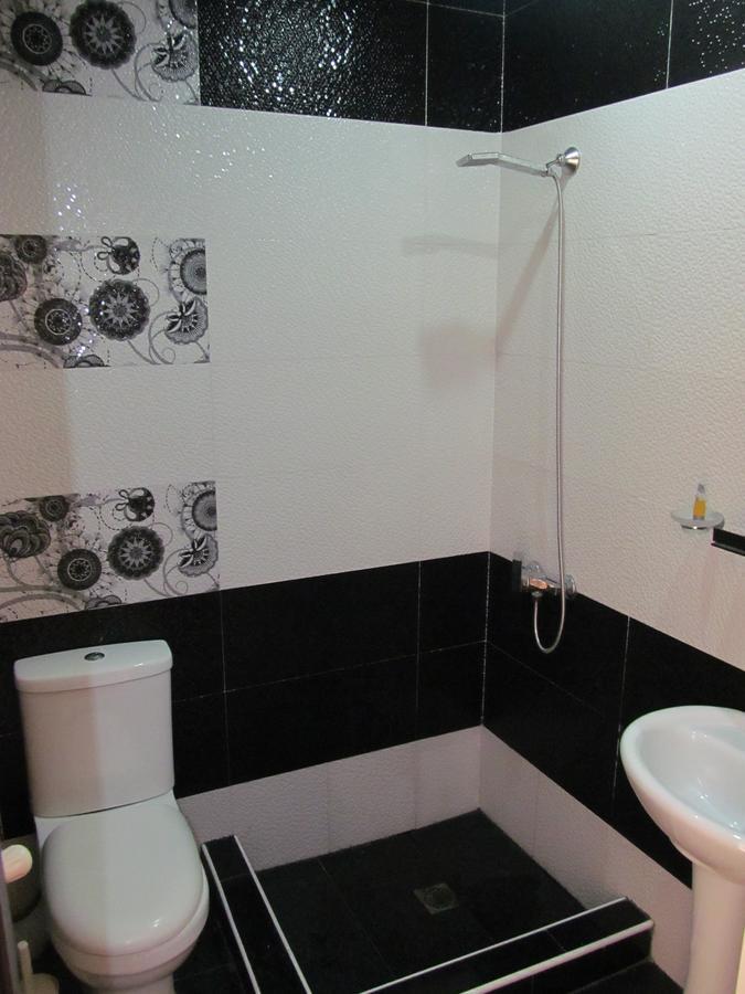 Hotel Classic Telavi Ngoại thất bức ảnh